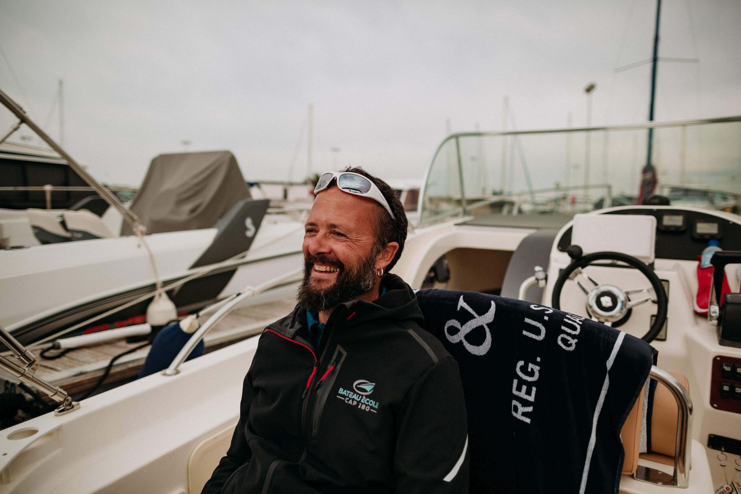 Yann, formateur permis bateau à saint cyprien
