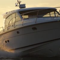 Bateau en mer avec permis côtier